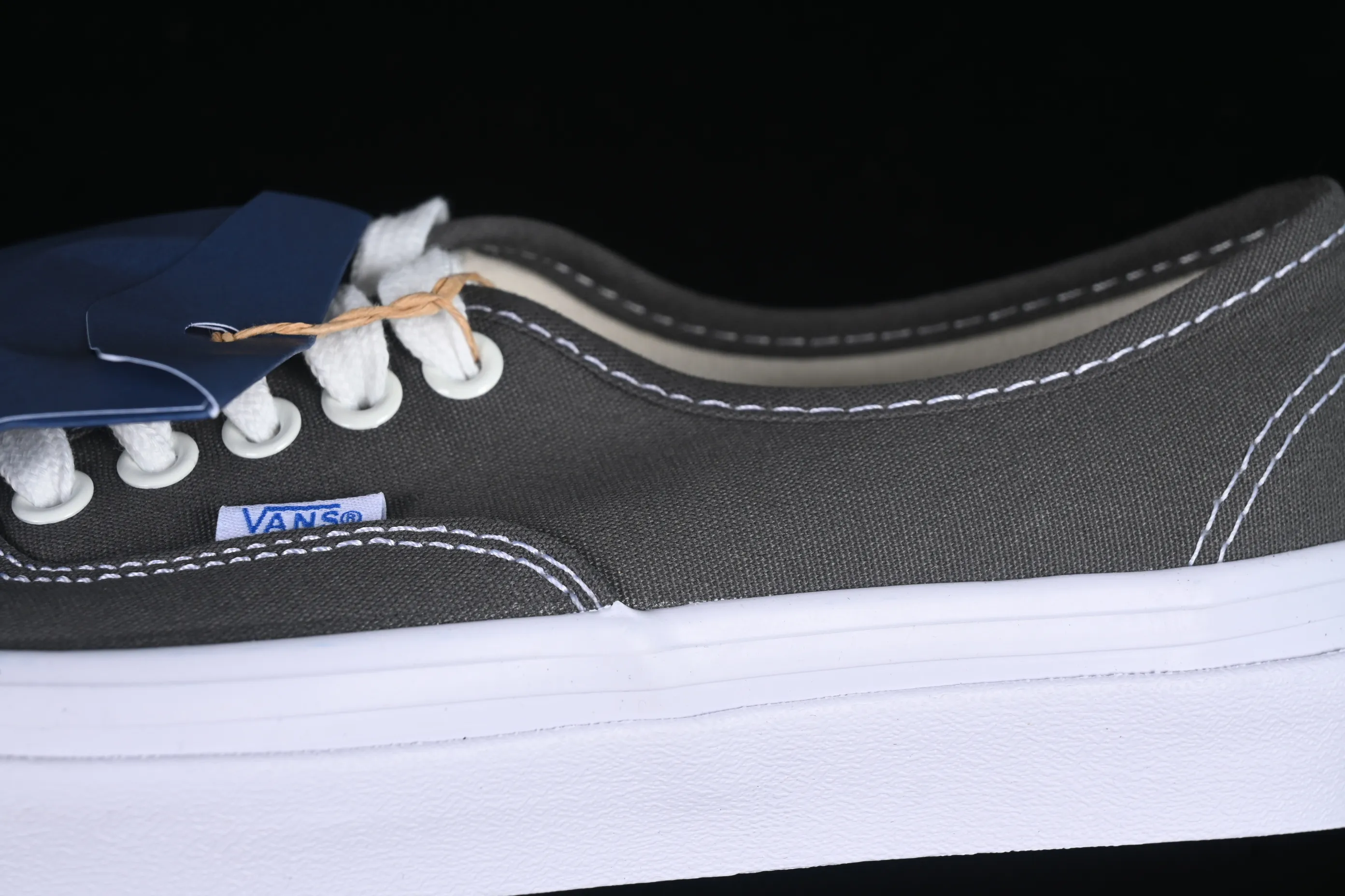 All categories Vans Vans series Vans Low Vans low-top Vans Authentic Reissue 44 Vans official high-end branch low-top casual sneakers VN0007QZ2VM